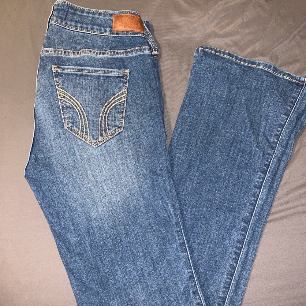 Hollister Boot Cut Size 3R